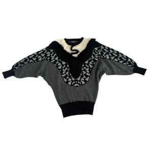 VTG Answers by Riddles 70s Feather Lined Fashionable Sweater Womens Size Medium